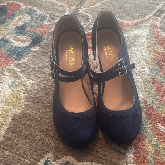 Chase + Chloe Double Strap Navy Heels - Picture 1 of 4